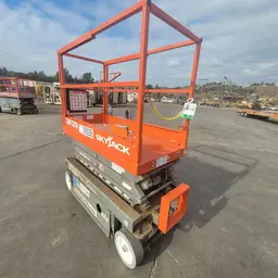 2017 Skyjack SJIII3219 Scissor Lift