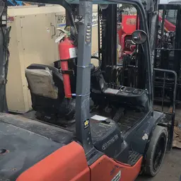 2014 Toyota 8FDU30 Warehouse Forklift