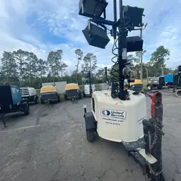 2017 Terex RL4V2 Towable Light Tower
