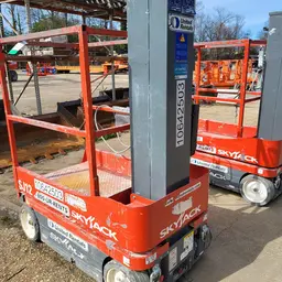 2017 Skyjack SJ12 Self-Propelled One-Person Lift