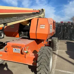 2014 JLG 800S Boom Lift