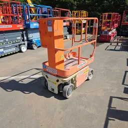 2017 JLG 1230ES Self-Propelled One-Person Lift