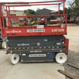 2014 Skyjack SJIII3226 Scissor Lift