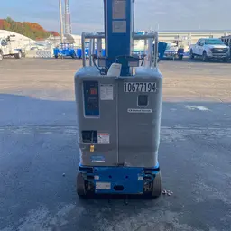 2017 Genie GR-20 Self-Propelled One-Person Lift