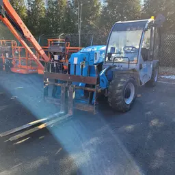 2014 Genie GTH-5519 Forklift