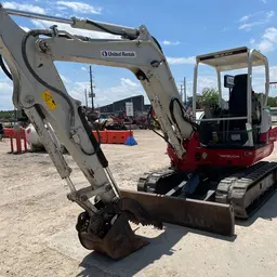 2019 Takeuchi TB250-2R Mini Excavator