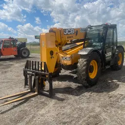 2015 JCB 507-42 Forklift