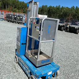 2016 Genie GR-20 Self-Propelled One-Person Lift