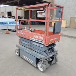 2015 Skyjack SJIII3219 Scissor Lift