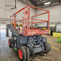 2016 Skyjack SJ6826RT Rough Terrain Scissor Lift