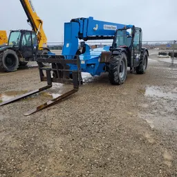 2016 Genie GTH-1056 Forklift