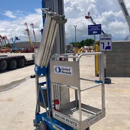 2018 Genie AWP-40SDC Pusharound Lift