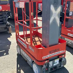 2013 Skyjack SJ12 Self-Propelled One-Person Lift