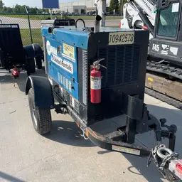 2019 Miller Welders Big Blue 300R Welder