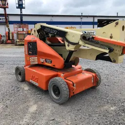 2014 JLG E400AJPN Articulating Boom Lift