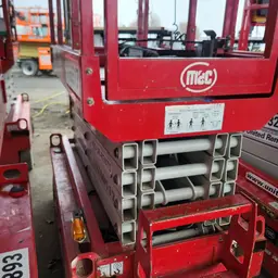 2018 MEC MICRO 19 Scissor Lift