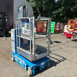 2016 Genie GR-20 Self-Propelled One-Person Lift