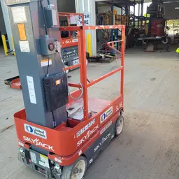 2016 Skyjack SJ16 Self-Propelled One-Person Lift