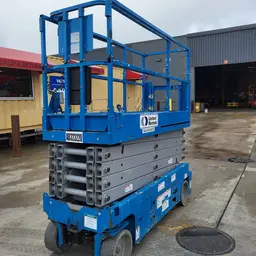 2016 Genie GS-3232 Scissor Lift