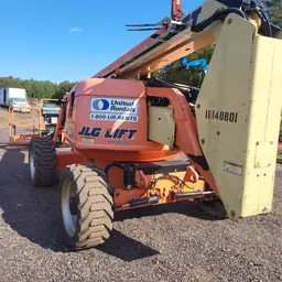 2013 JLG 600AJ Articulating Boom Lift