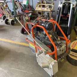 2020 Husqvarna SOFF CUT 4000 Street Saw/Blade