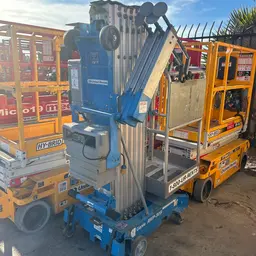 2017 Genie AWP-30SDC Pusharound Lift