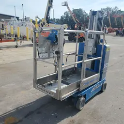 2016 Genie GR-20 Self-Propelled One-Person Lift