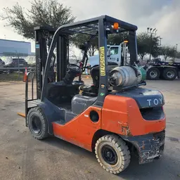 2019 Toyota 8FGU25 Warehouse Forklift