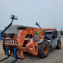 2013 XTREME XR2045 Forklift