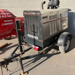 2019 Lincoln Electric VANTAGE 549 Welder