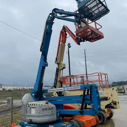 2014 Genie Z-40/23N RJ Articulating Boom Lift