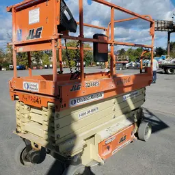 2017 JLG 3246ES Scissor Lift