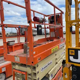 2016 JLG 2632ES Scissor Lift