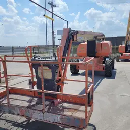 2014 JLG 800AJ Articulating Boom Lift