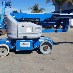 2012 Genie Z-40/23N RJ Articulating Boom Lift