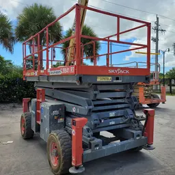 2016 Skyjack SJ8841RT Rough Terrain Scissor Lift