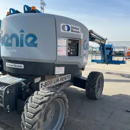 2015 Genie Z-62/40J Articulating Boom Lift