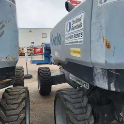 2016 Genie S-60X Boom Lift