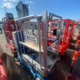 2016 Genie GR-20 Self-Propelled One-Person Lift