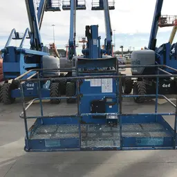 2012 Genie Z-60/34 Articulating Boom Lift