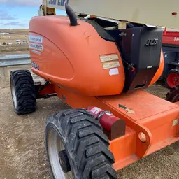 2013 JLG 600AJ Articulating Boom Lift