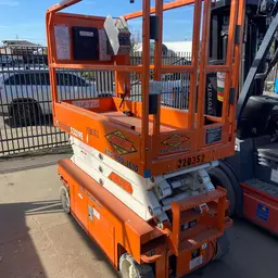 2018 Snorkel S3219E Scissor Lift