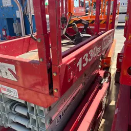 2017 MEC 1330SE Scissor Lift