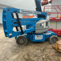 2013 Genie Z-40/23N RJ Articulating Boom Lift