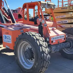 2015 SKYTRAK 8042 Forklift