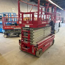2017 MEC 4046SE Scissor Lift