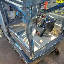 2015 JLG 20MVL Self-Propelled One-Person Lift