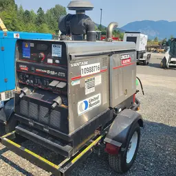 2019 Lincoln Electric VANTAGE 549 Welder