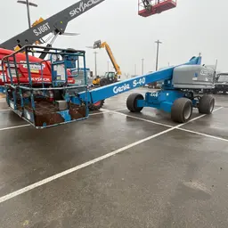 2013 Genie S-40 Boom Lift