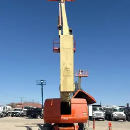 2013 JLG 800AJ Articulating Boom Lift